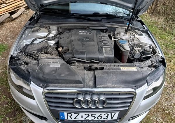 Audi A4 cena 29900 przebieg: 340000, rok produkcji 2011 z Recz małe 326